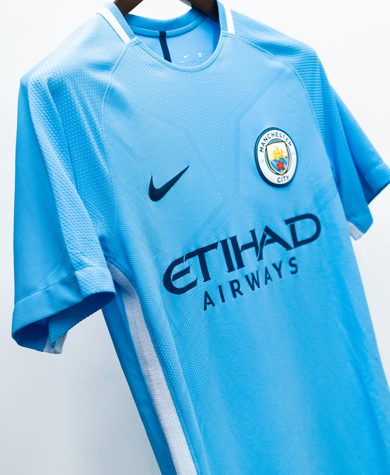 Manchester City 2017-18 Gundogan Player Issue Home Kit (S)