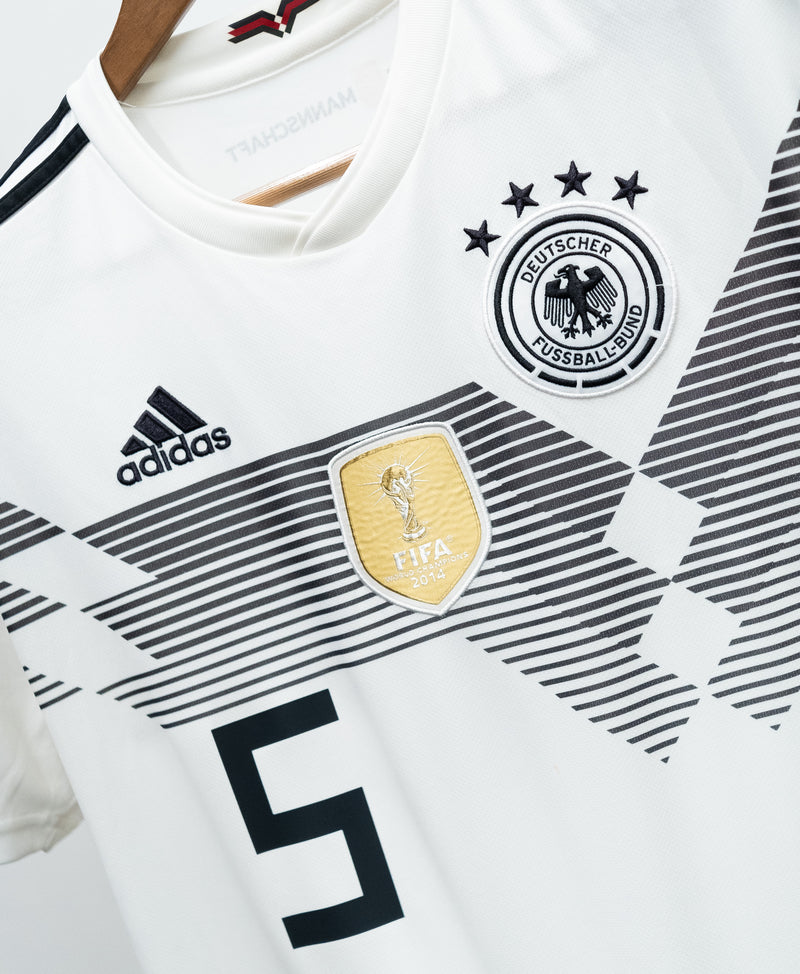 Germany 2018 Hummels Home Kit (L)