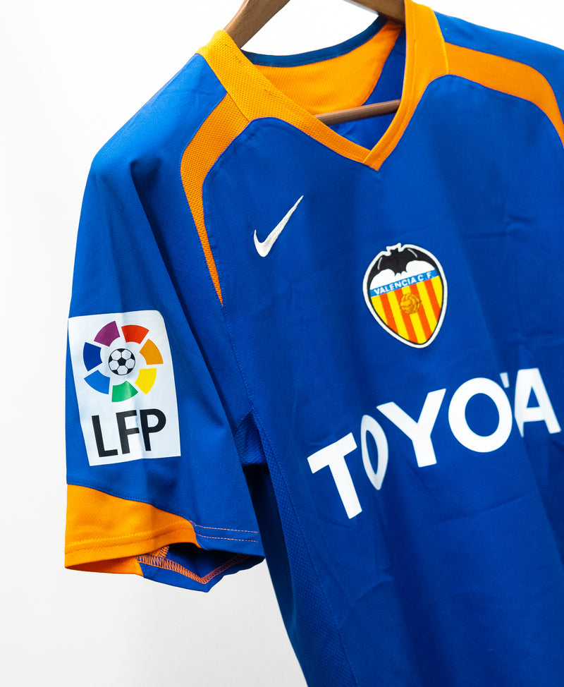 Valencia 2005-06 David Villa Away Kit (M)