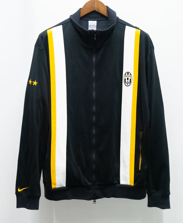 Juventus Zip Track Jacket (2XL)