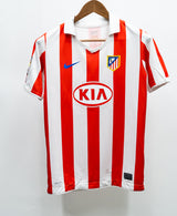 Atletico Madrid 2010-11 Forlan Home Kit (YXL)