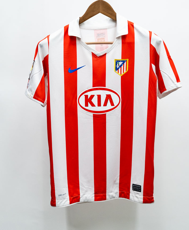 Atletico Madrid 2010-11 Forlan Home Kit (YXL)