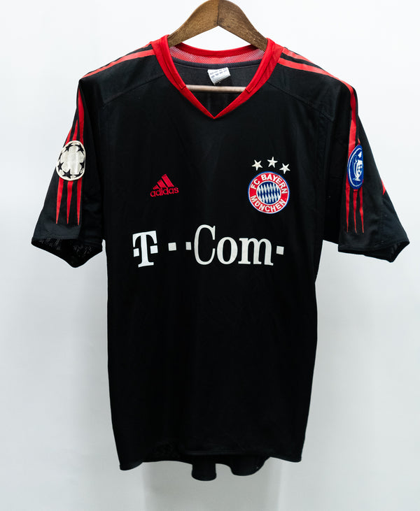 Bayern Munich 2004-05 Lucio Third Kit (M)