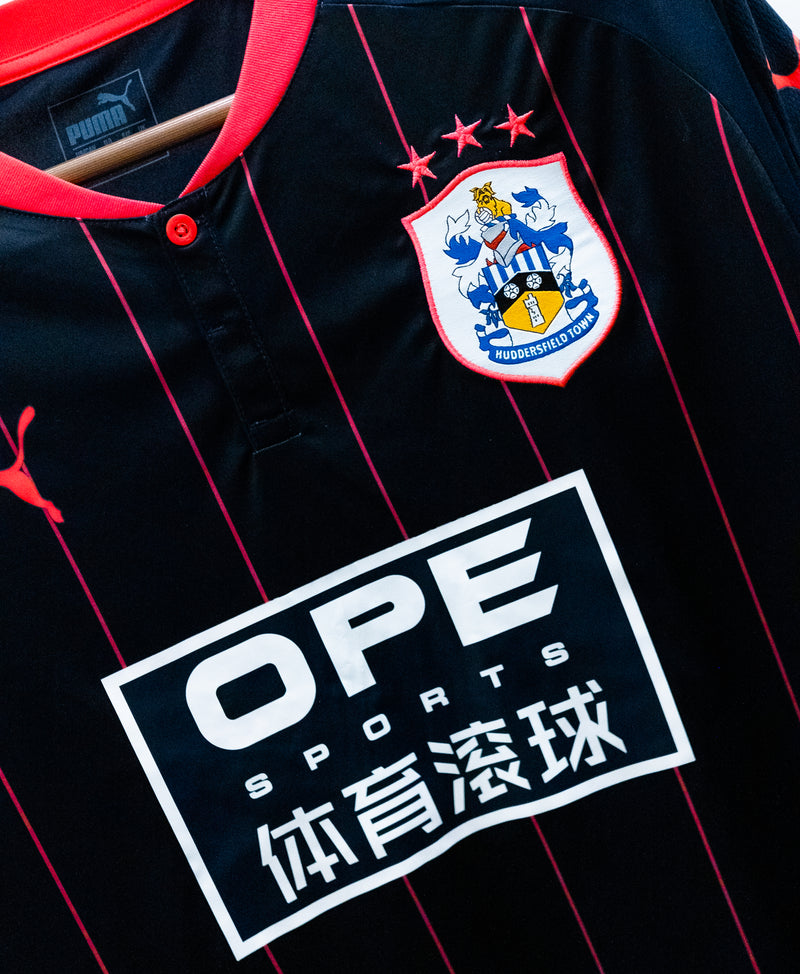 Huddersfield Town 2017-18 Away Kit (2XL)