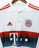 Bayern Munchen 2015-16 Muller Away Kit (M)