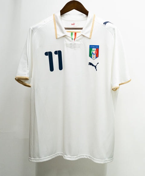 Italy 2008 Gilardino Away Kit (XL)