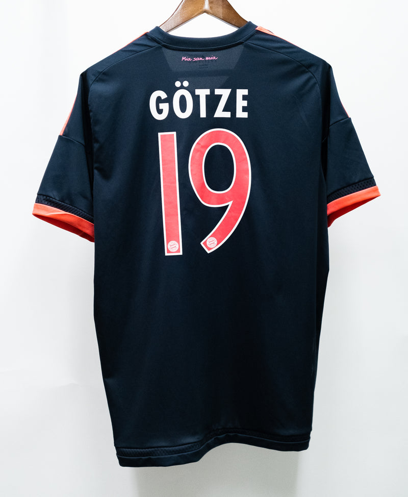 Bayern Munich 2015-16 Gotze Third Kit (XL)