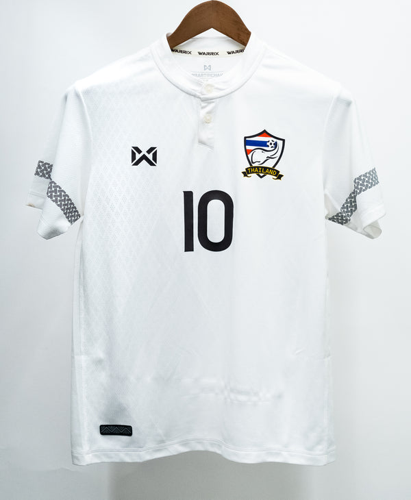 Thailand 2018 D. Teerasil Away Kit (M)