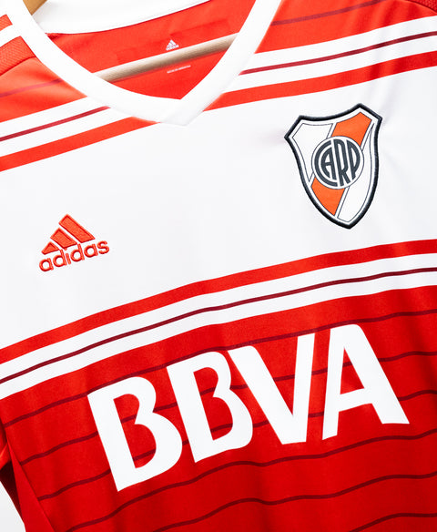 River Plate 2016-17 Home Kit (L)