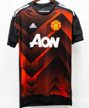 Manchester United 2017 Training Kit (S)