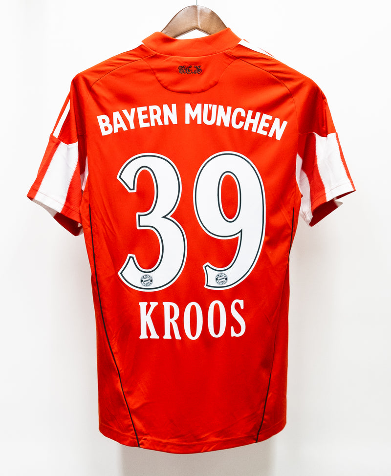 Bayern Munchen 2010-11 Kroos Home Kit (S)