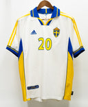 Sweden 2000 Larsson Away Kit (M)