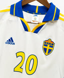 Sweden 2000 Larsson Away Kit (M)