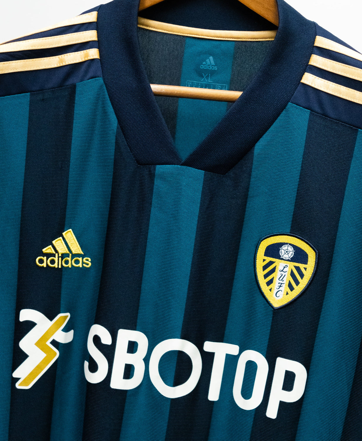 Leeds 2020-21 Away Kit (2XL)