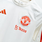 Manchester United 2023 Training Kit (XS)