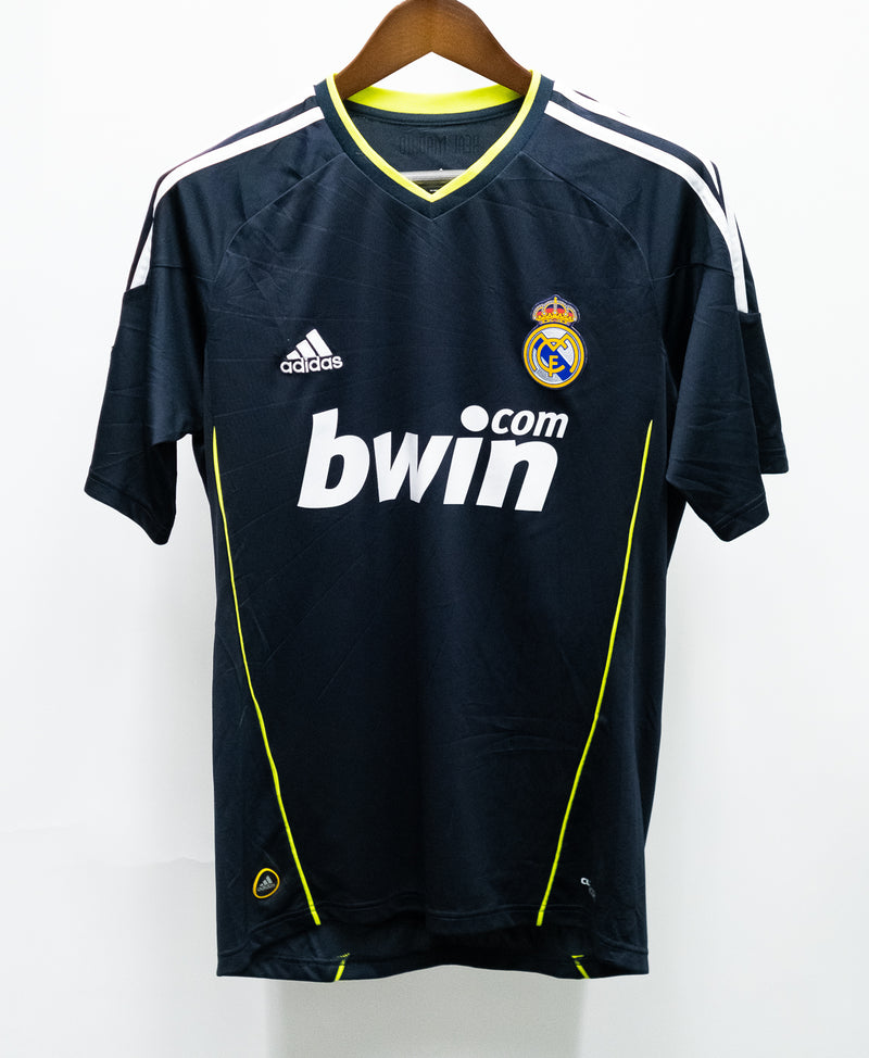 Real Madrid 2010-11 Ronaldo Away Kit (S)