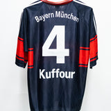Bayern Munich 1997-99 Kuffour Home Kit (L)