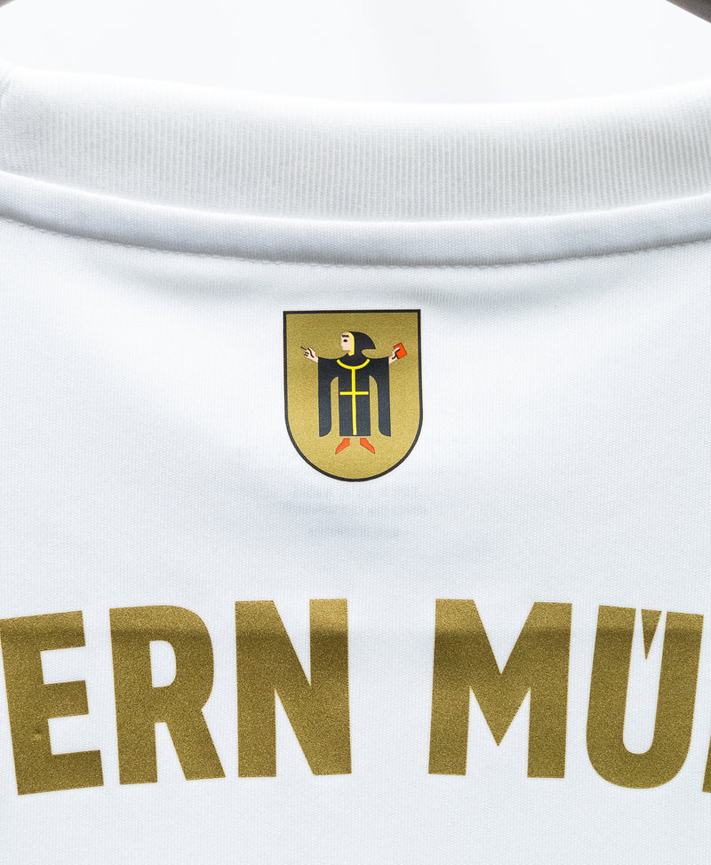 Bayern Munchen 2022-23 Musiala Away Kit (L)