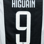 Juventus 2017-18 Higuain Player Issue Home Kit (S)