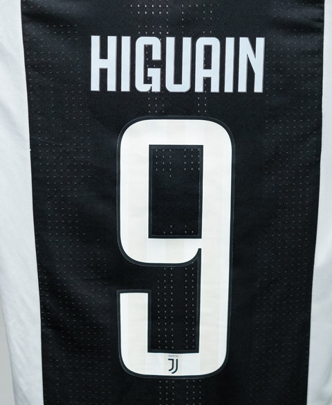 Juventus 2017-18 Higuain Player Issue Home Kit (S)