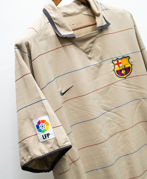 Barcelona 2004-05 Ronaldinho Third Kit (2XL)