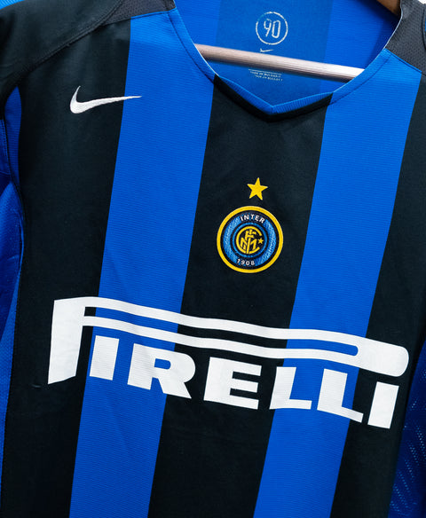 Inter Milan 2004-05 Veron Home Kit (L)