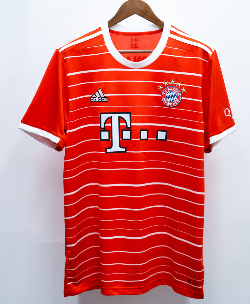 Bayern Munchen 2022-23 Musiala Home Kit w/ Tags (XL)