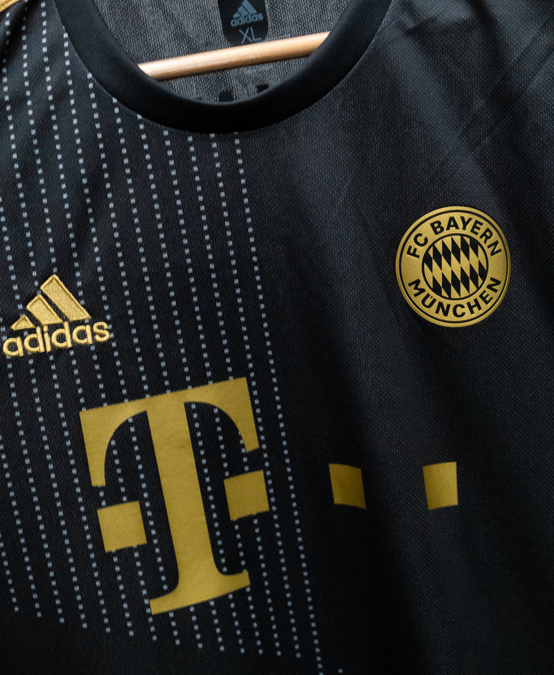 Bayern Munchen 2021-22 Musiala Away Kit (XL)