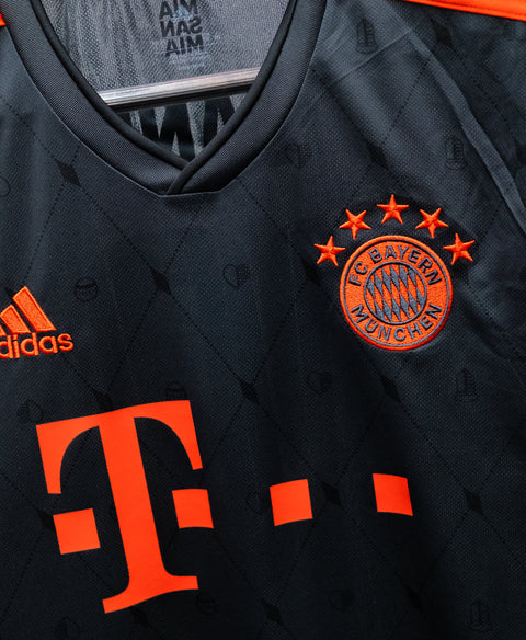 Bayern Munich 2022-23 Sane Third Kit (L)