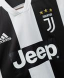 Juventus 2018-19 Ronaldo Home Kit (S)