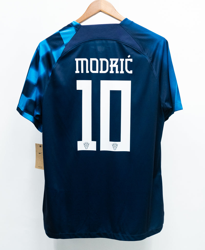 Croatia 2022 Modric Away Kit W/ Tags (L)