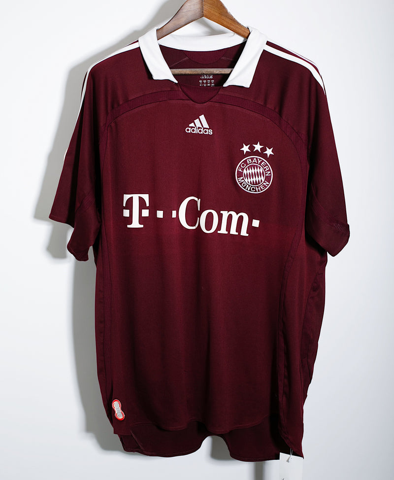 Bayern Munich 2006-07 Podolski European Home Kit (2XL)