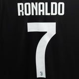 Juventus 2019-20 Ronaldo Home Kit (XL)