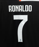 Juventus 2019-20 Ronaldo Home Kit (XL)