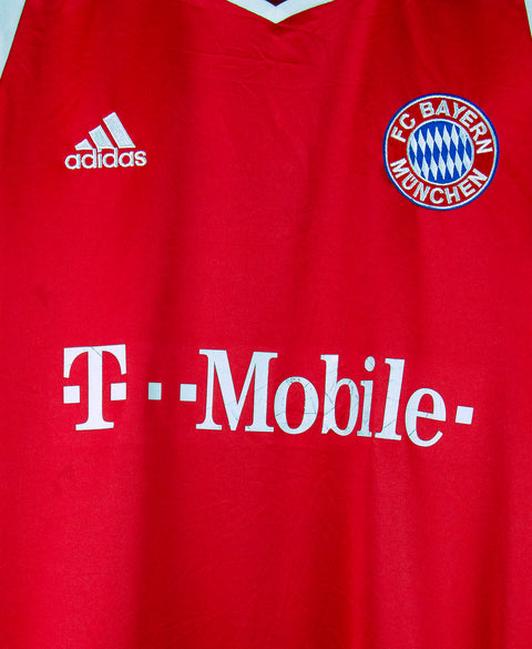 Bayern Munich 2003-04 Elber Home Kit (L)