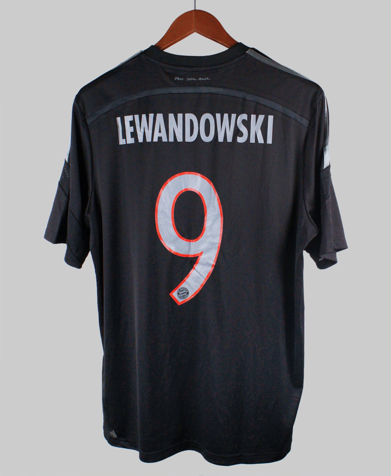 Bayern Munich 2014-15 Lewandowski Third Kit (XL)