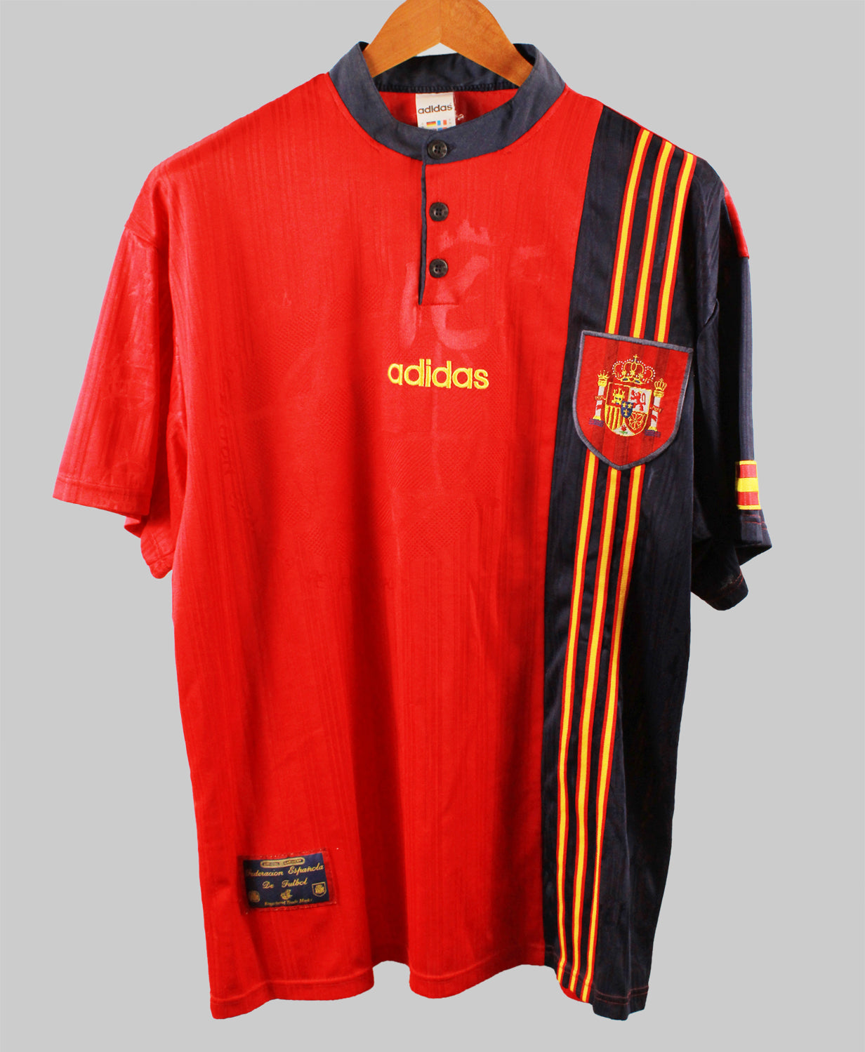 Spain 1996-97 Home Kit (L)