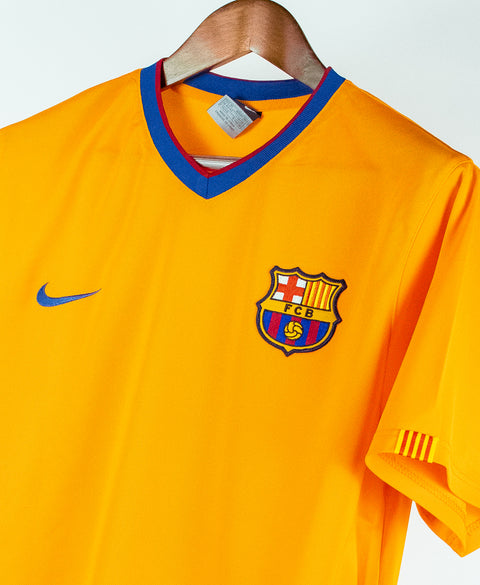 Barcelona 2006-07 Ronaldinho Away Fan Kit (XL)