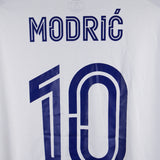 Real Madrid 2020-21 Modric Home Kit (2XL)
