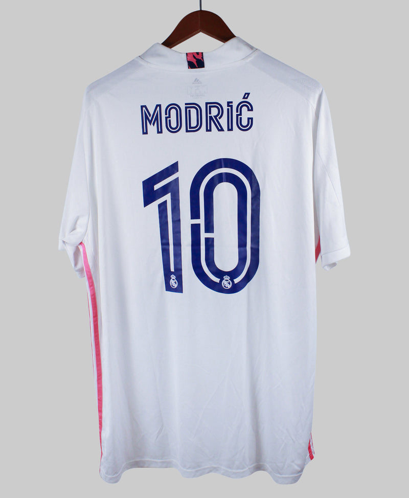 Real Madrid 2020-21 Modric Home Kit (2XL)
