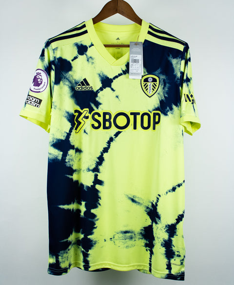 Leeds United 2022-23 Summerville Home Kit W/ Tags (L)