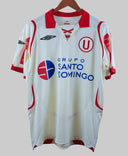 Universitario 2009-10 Home Kit (L)