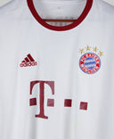 Bayern Munich 2016-17 Lewandowski Third Kit (L)