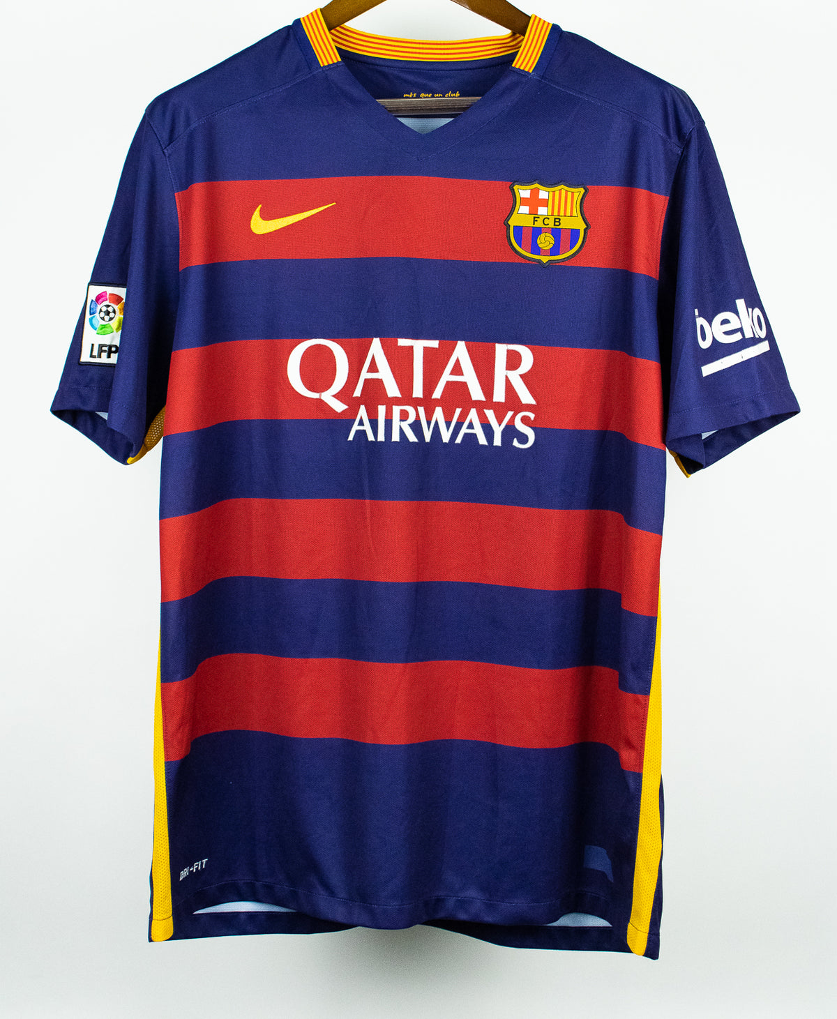 Barcelona 2015-16 Messi Home Kit (XL)