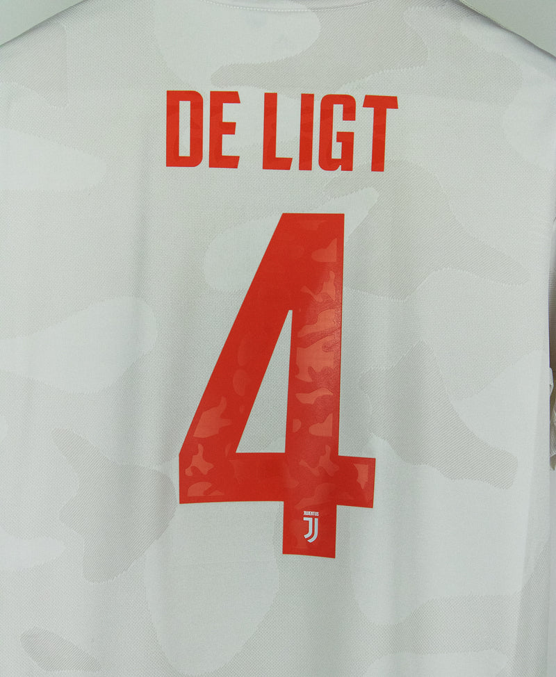 Juventus 2019-20 De Ligt Away Kit (L)