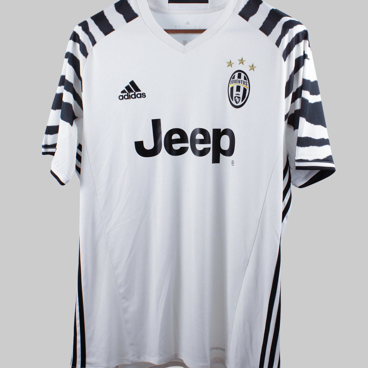 Juventus 2016-17 Chiellini Third Kit (L)
