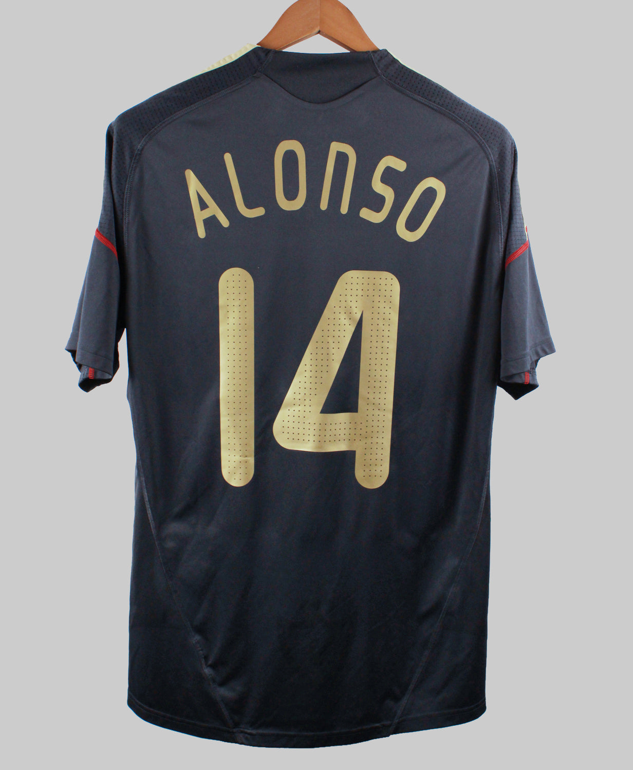 Liverpool 2009-10 Alonso Away Kit (L)