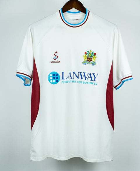 Burnley 2001-02 Away Kit (M)