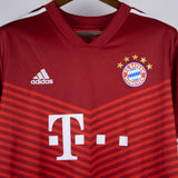 Bayern Munchen 2021-22 Davies Home Kit (XL)