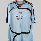 Newcastle 2007-08 Owen Away Kit (2XL)
